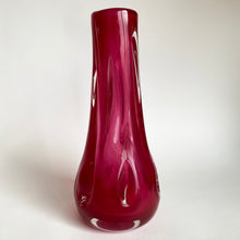 Load image into Gallery viewer, 1970s Heavy Fuchsia Vase