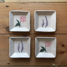 Load image into Gallery viewer, Handmade Floral Soap/Trinket Dishes